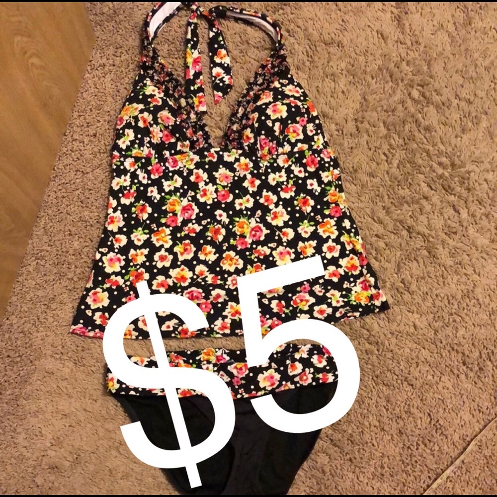 Kenneth Cole Tankini Set